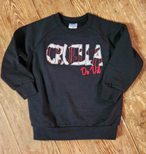 Load image into Gallery viewer, Regular Sweatshirt with Applique